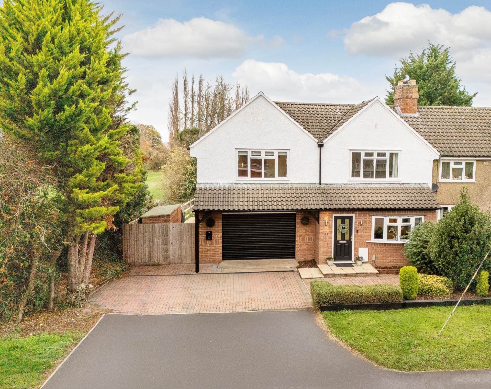 Harrold Road, Bozeat — photo 1