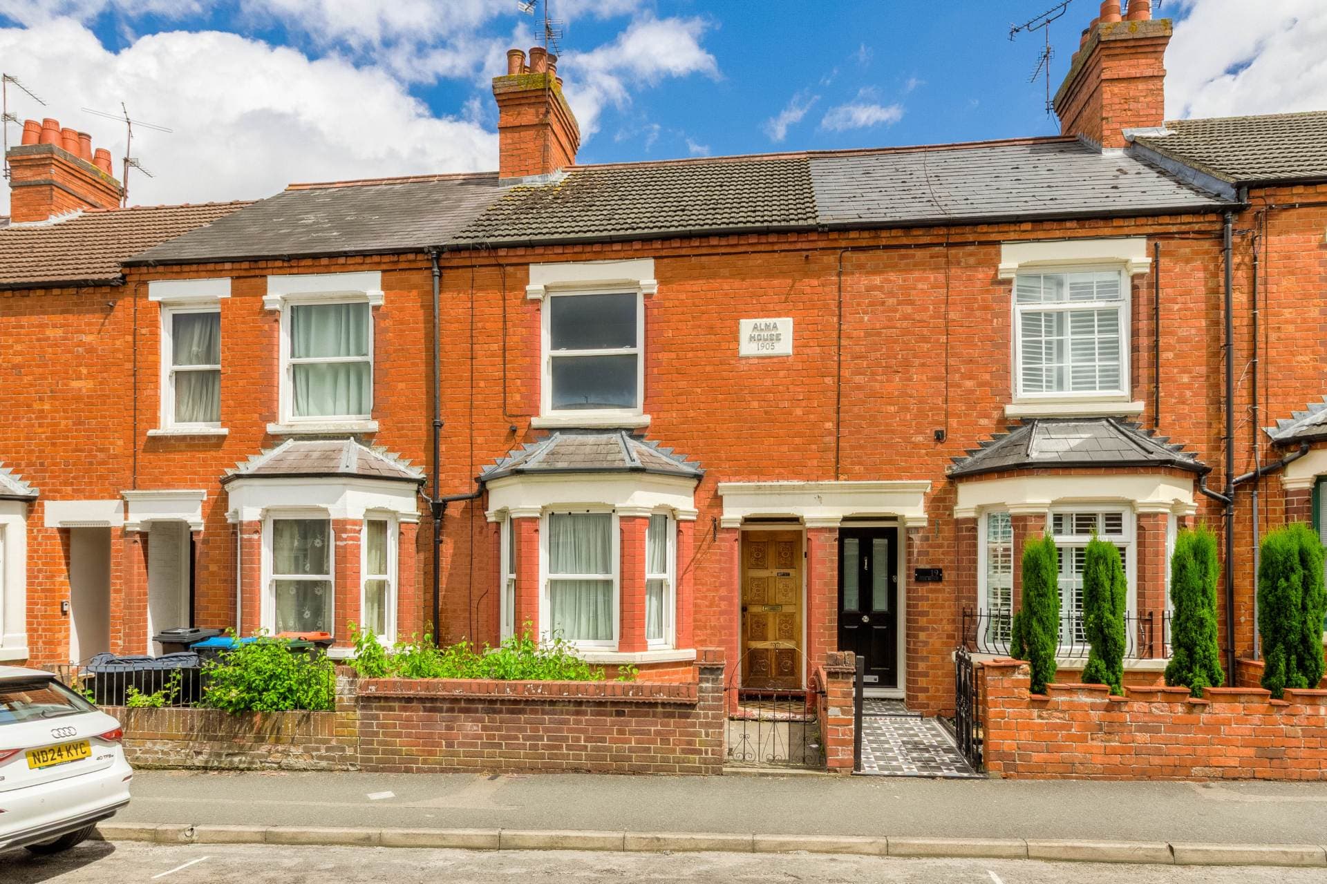 Peel Road, Wolverton — photo 1