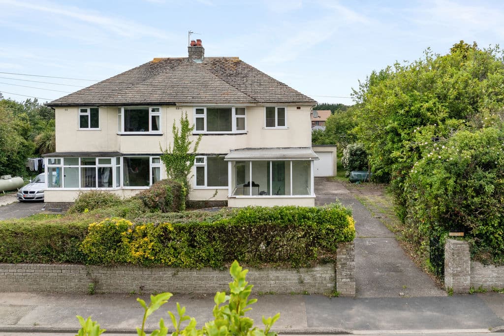 Neston, Jurby Road, Ramsey — photo 1