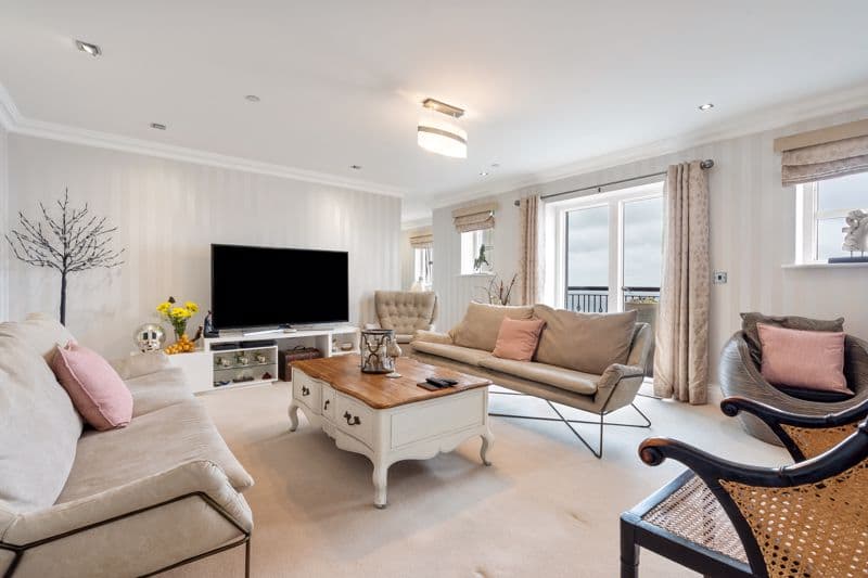 Apartment 13 Kensington Place, Onchan — photo 4